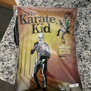 Men’s karate kid costume